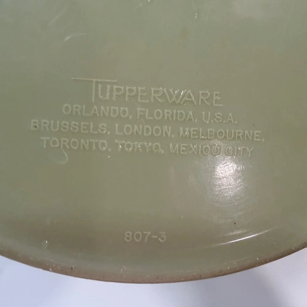 Vintage Tupperware no lid Green Sunburst Canister 807-3 Mid Century Modern